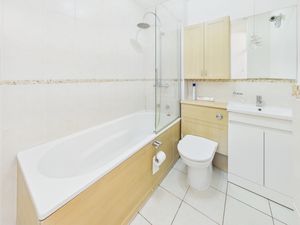 BATHROOM- click for photo gallery